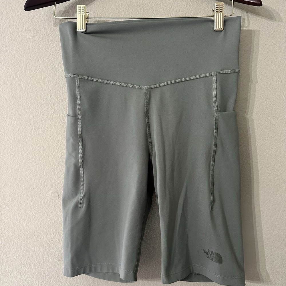 The North Face High Rise Pocket AthleticWorkout Run Walk Shorts Women Sz L Green